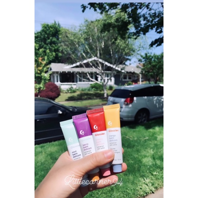 [Mã 11FMCGSALE1 giảm 10% đơn 250K] [AUTH BILL MỸ] Tuýp dưỡng môi Glossier Cherry Balm Dotcom