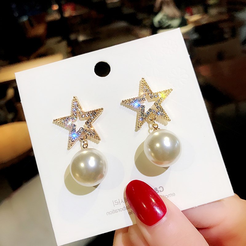 Khuyên Tai Hình Ngôi Sao Năm Cánh Đính Ngọc Trai Thời Trang