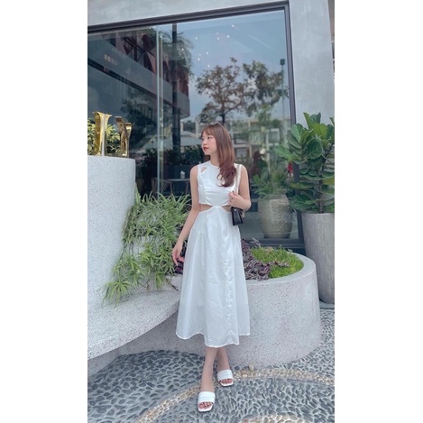 Váy cut out hở eo dáng dài