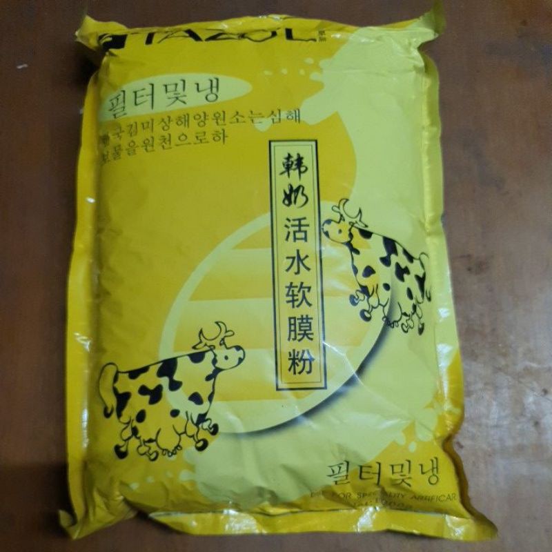 Bột đắp mặt con bò vàng