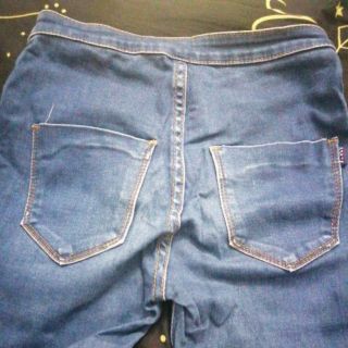 Quần jeans cạp cao (thanh lý)