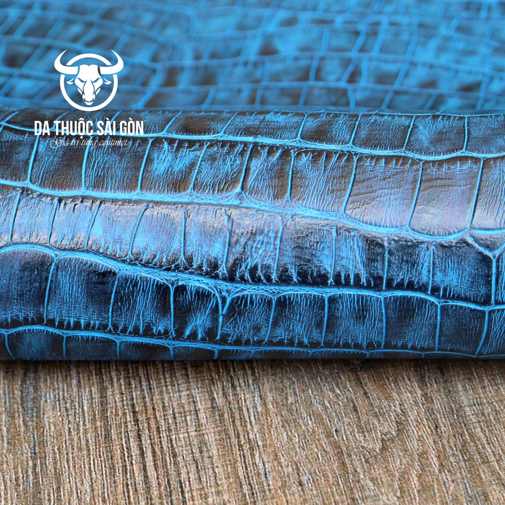 10 Pia da bò dập vân cá sấu Wax phấn màu xanh dương thương hiệu Da Thuộc Sài Gòn -  Bán da làm ví