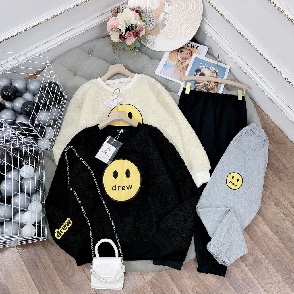 Set áo lông Drew mix quần bom  vải lông cừu dày dặn, hình thêu cute