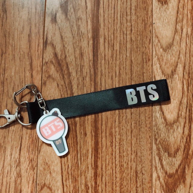 Nametag - Móc khóa - Móc treo cặp, túi ví, balo kèm hình BTS