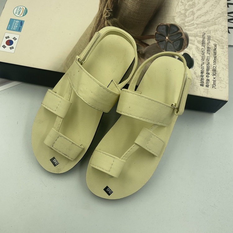 Giày xăng đan A76 màu kem nam và nữ-sandal chip chip