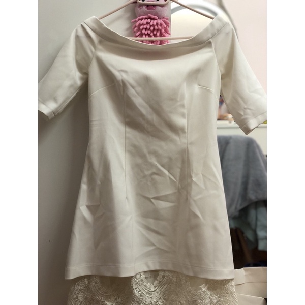 PASS váy offshoulder LIBERTE