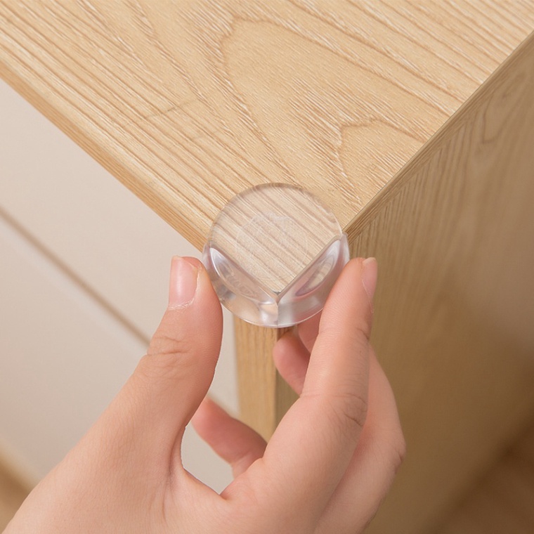 Bịt góc bàn, cạnh bàn, tủ kệ bằng silicon an toàn cho bé