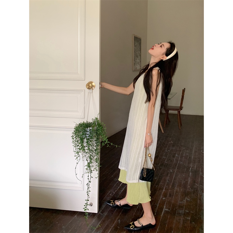 Set váy lưới đan móc 3 lỗ suông dài + Váy hai dây màu xanh lá, style vintage Hàn Quốc độc đáo