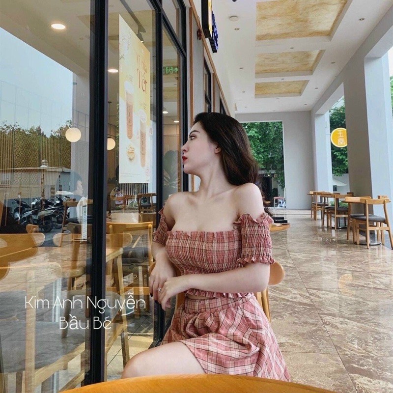 ẢNH THẬT TRẢI SÀN - SET ÁO BẸT VAI NHÚN + CHÂN VÁY CARO HỒNG