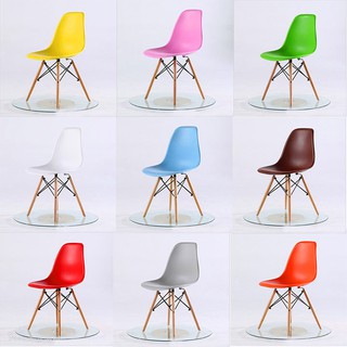 Ghế eames ghế cafe  nhiều màu sắc.