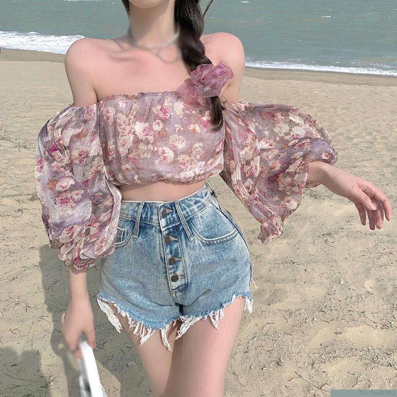 Áo Croptop trễ vai tay phồng thiết kế nữ tính