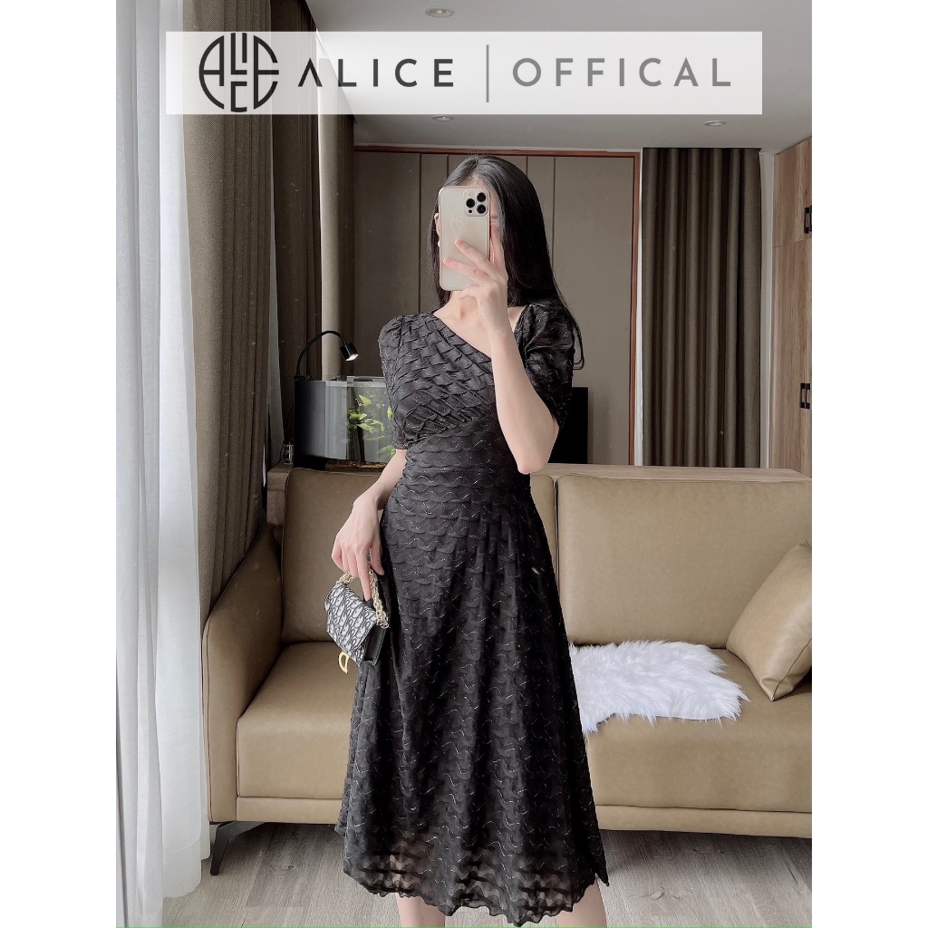 Váy Dáng Xòe Cổ Lệch ALICE Chất Vải Thun Co Giãn Thiết Kế Nhún Ngực Thanh Lịch V821