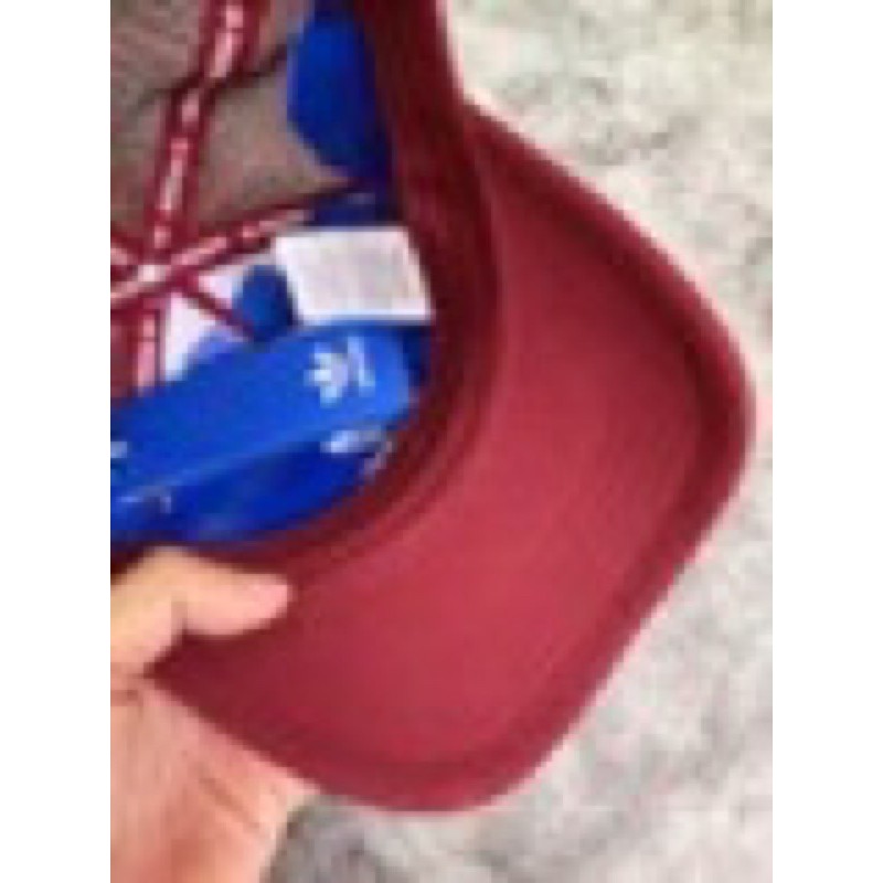 (HÀNG XUẤT) Mũ / nón das đen cổ điển, logo 3 lá Trefoil Trucker Cap - Red
