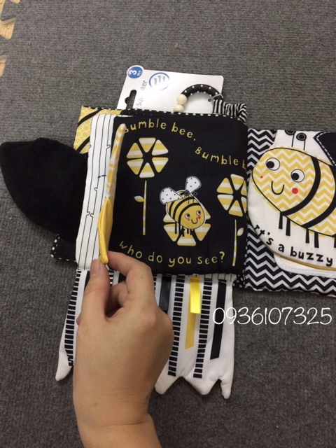 Sách vải cho bé sơ sinh