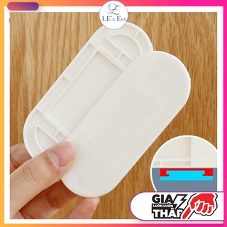 Miếng Dán Tường Treo Ổ Cắm Điện, Modem Wifi/ Giá Đỡ Treo Tường Cố Định Ổ Cắm Điện