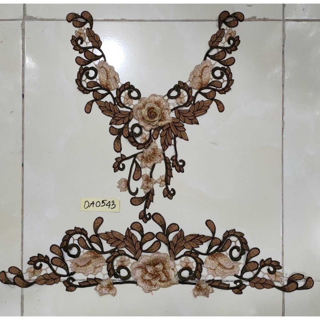 ren thêu cổ và lai xinh xắn mã DA0453