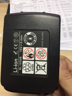 Pin makita 18v
