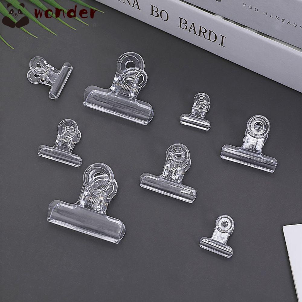 Kẹp tài liệu bằng nhựa trong suốt thiết kế đơn giản tiện dụng