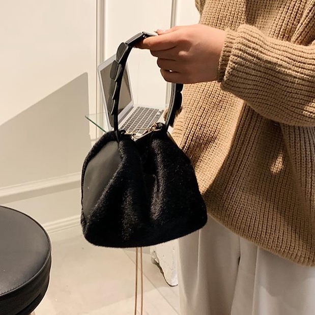 Túi đeo vai cỡ nhỏ phối lông thiết kế sang trọng thời trang cho nữ 77