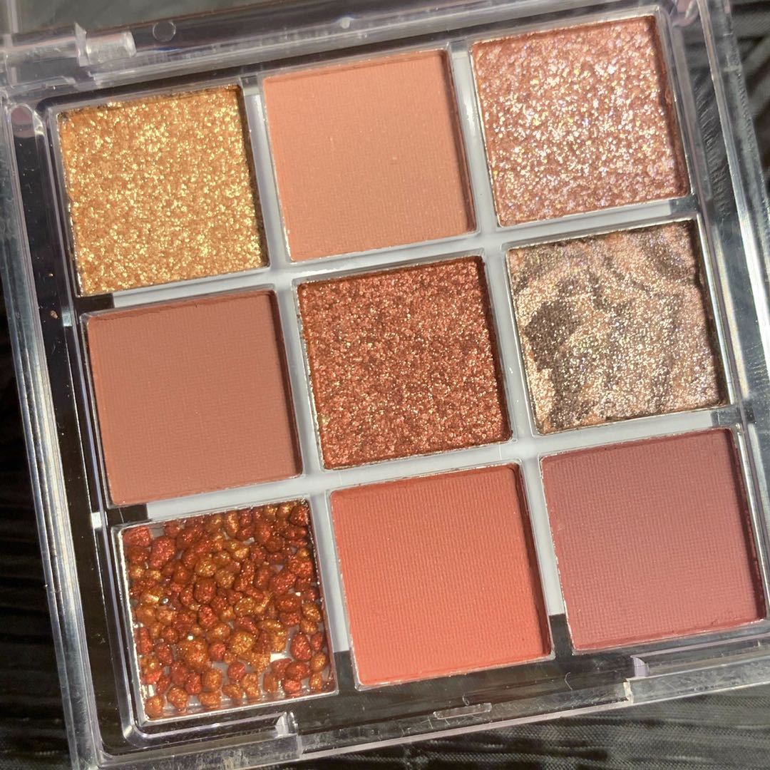 [Hàng mới về] Bảng Phấn Mắt Cocoa Ánh Ngọc Trai Lấp Lánh Nhiều Màu Sắc | BigBuy360 - bigbuy360.vn