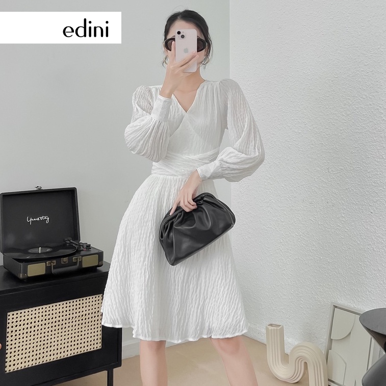 Đầm trắng dài cổ V tay phồng - EDINI - D1370