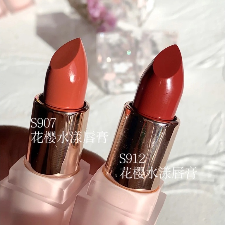 Son môi trang điểm HOLD LIVE HL549 tông màu hoa anh đào thời trang