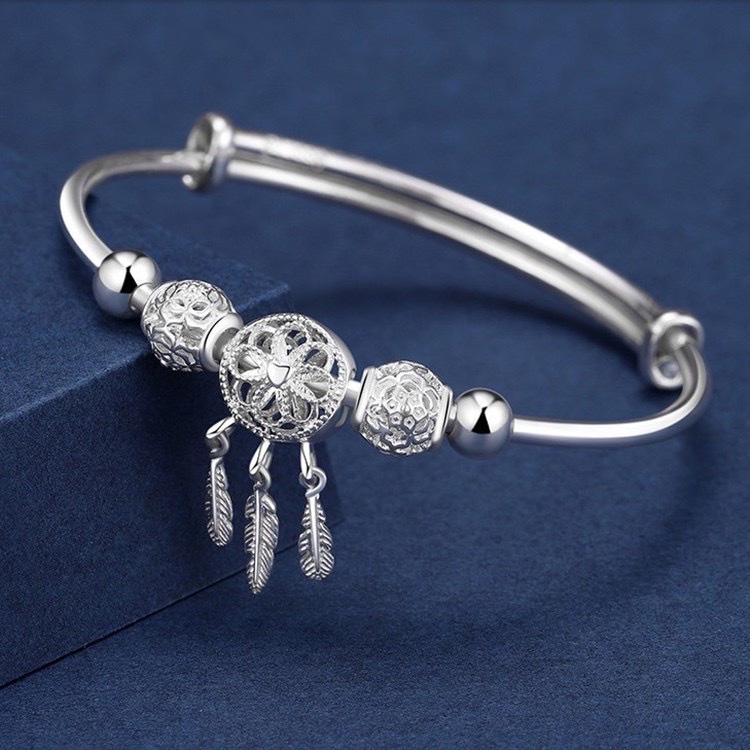 Lắc tay ,vòng tay mạ bạc Pandora thiết kế độc đáo trẻ trung ,rất thời trang là phụ kiện tuyệt vời cho phái nữ