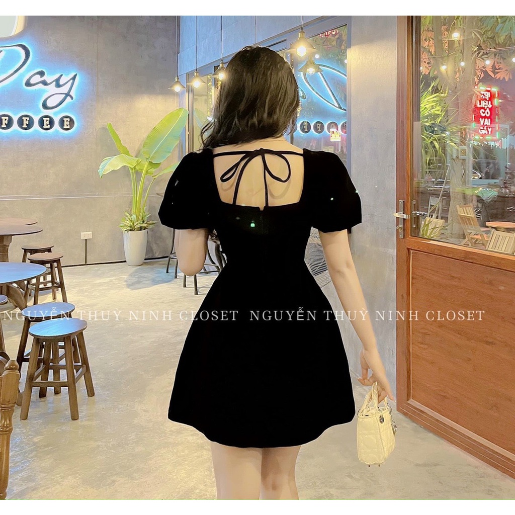 Đầm nữ thời trang mặc đi chơi chất cổ vuông phối hoa có mút tay ngắn váy chữ A xẻ nhẹ dễ thương