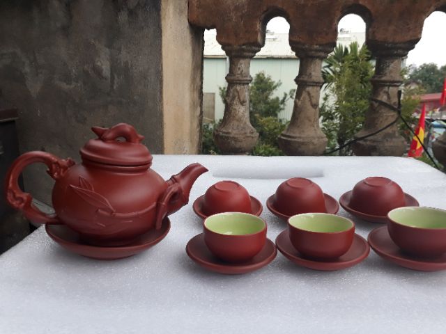 COMBO BỘ ẤM TRÀ TỬ SA ĐẮP NỔI ĐÀO CỰC ĐẸP - KÈM KHAY SỊN - TẶNG THÊM 2 CHÉN