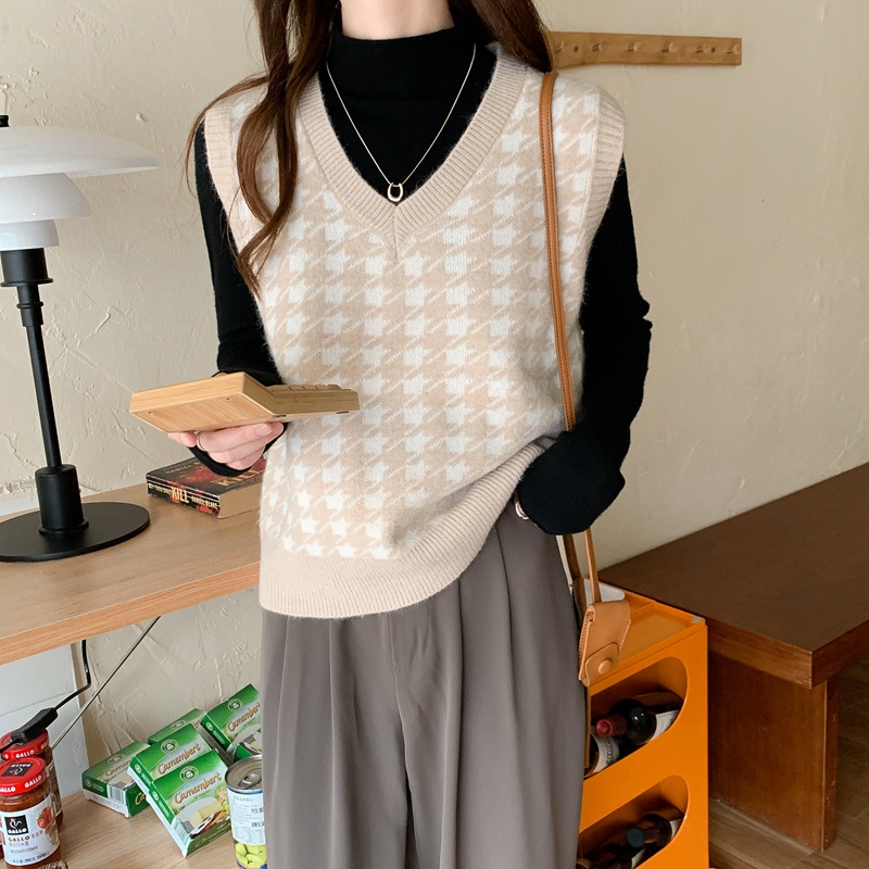 Áo Dệt Kim Sát Nách Cổ Chữ V Dáng Rộng In Họa Tiết Retro Dễ Phối Đồ Cho Nữ | BigBuy360 - bigbuy360.vn