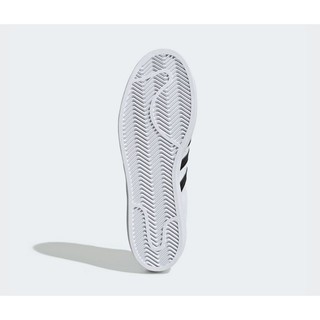 Giày hiệu Adidas Super Star tem vàng