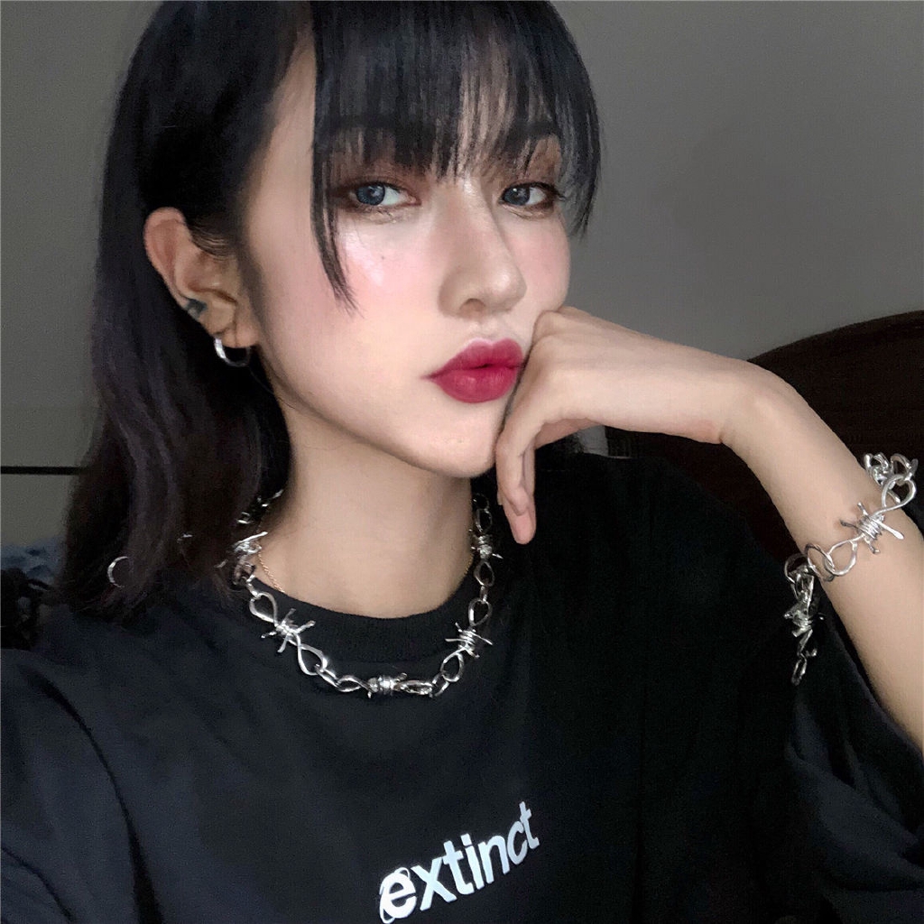 Vòng cổ / vòng tay 225053 thiết kế gai phong cách Harajuku đen tối