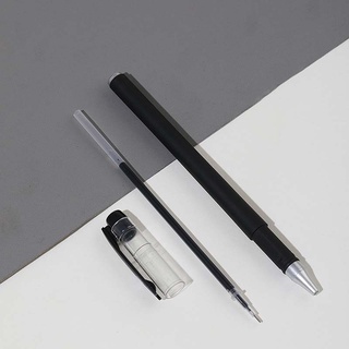 Bút Bi Mực Đen Ngòi 0.5mm