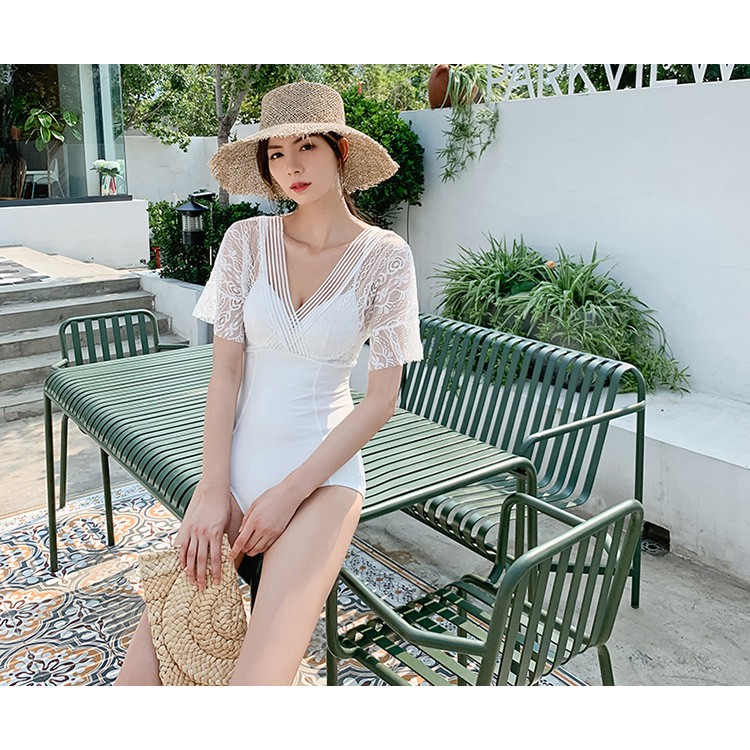 Bikini đi biển liền thân - HÀNG QUẢNG CHÂU - Đồ bơi nữ kín đáo liền mảnh dễ thương, phối ren, cổ V 20028 LULIQUEEN