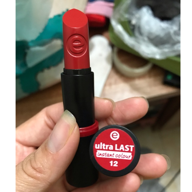 Son lỳ Essence Đức