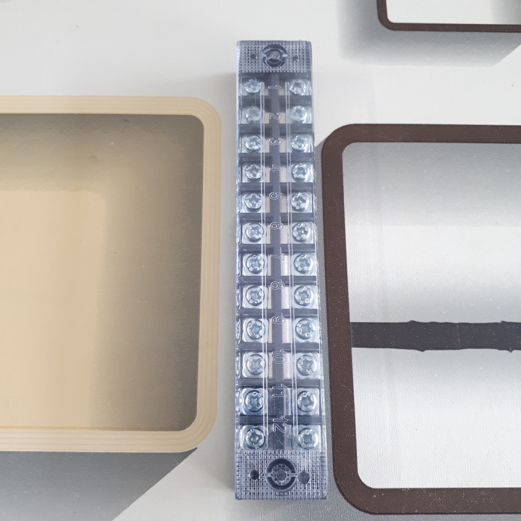 Domino cầu đấu dây 12P 15A TB1512