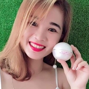 Kem dưỡng da ban ngày hạnh nhân nâng tone, dưỡng trắng ALMONDS