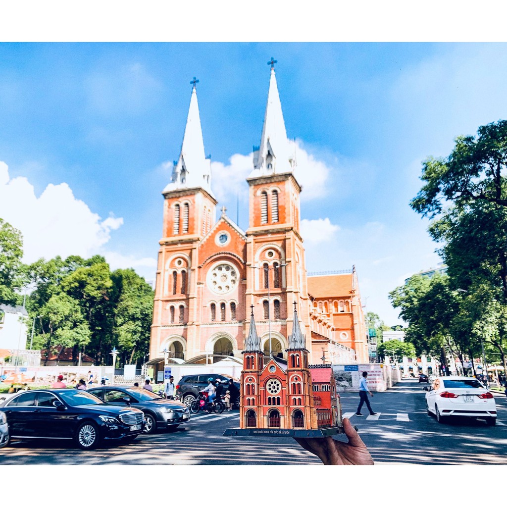 Bộ lắp ghép mô hình giấy cao cấp TAYTA Nhà Thờ Đức Bà - Sài Gòn