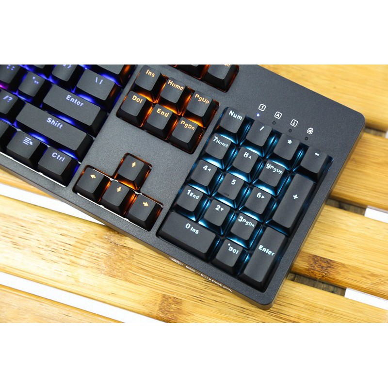 Bàn phím cơ Edra EK3104 Rainbow Huano Switch (Blue / Brown / Red) + Tặng key cờ