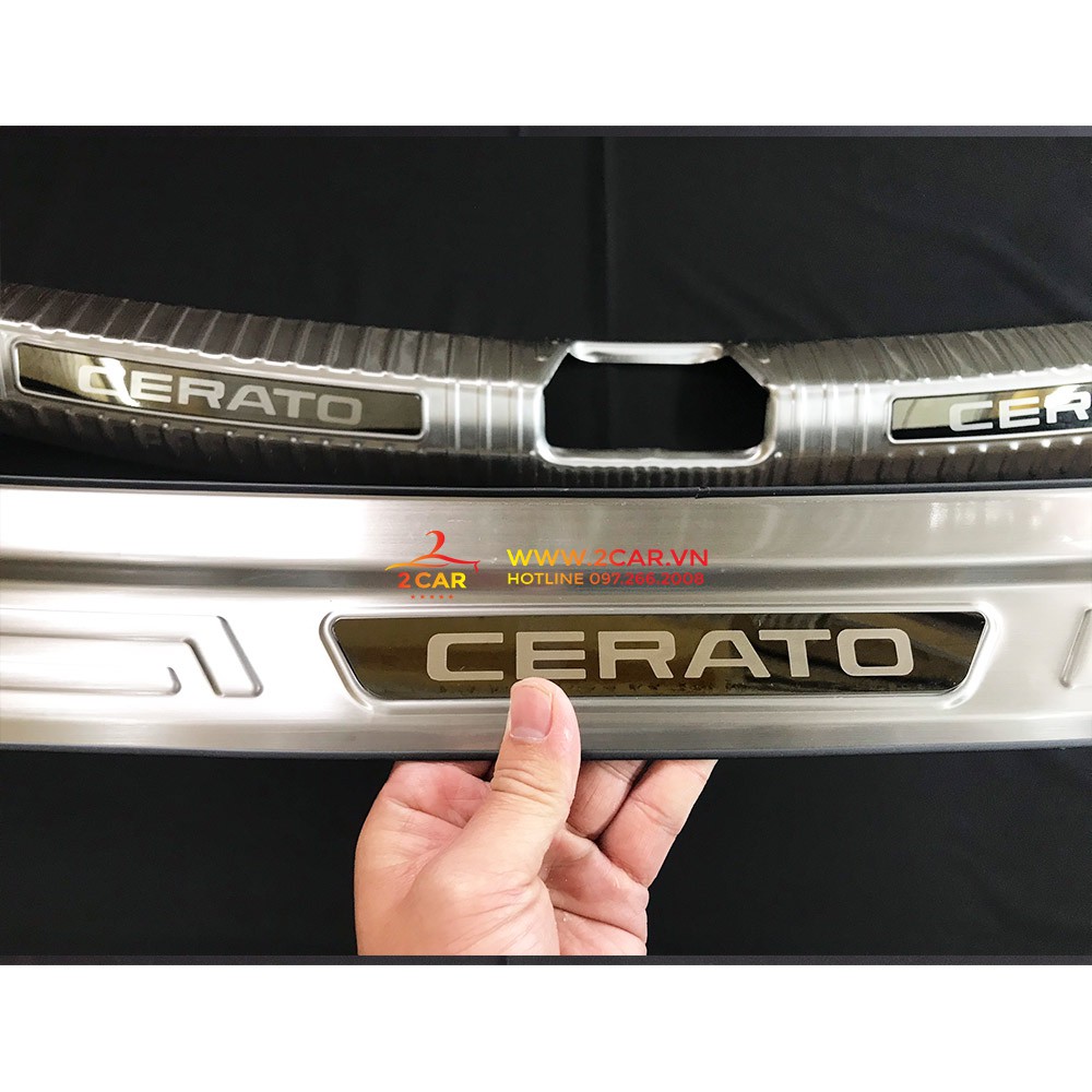 Ốp chống trầy cốp trong ngoài  xe Kia Cerato 2019, chất liệu inox