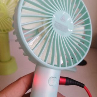 quạt cầm tay 3 cấp độ có đế đứng