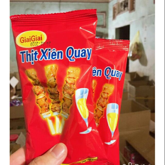 Thịt xiên quay món ăn tuổi thơ