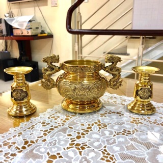 BỘ CHÂN NẾN VÀ LƯ HƯƠNG ĐỒNG