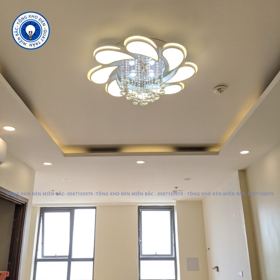 Đèn Ốp Trần_Đèn Mâm Ốp Trần 8 Cánh Giọt Nước Hộp Thả Pha Lê_3 chể độ ánh sáng_BH 24 tháng