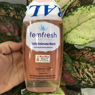 DUng dịch vệ sinh phụ nữ Femfresh Daily Intimate Wash