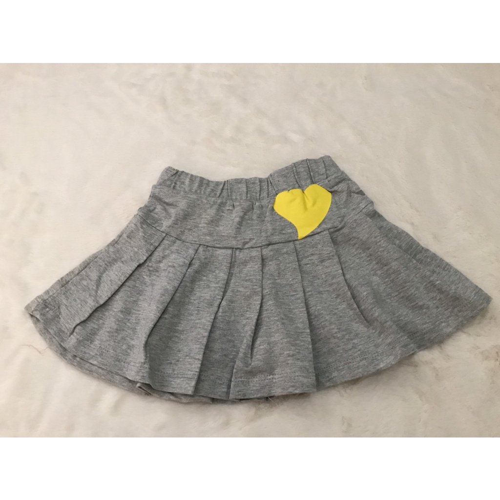 Chân váy kèm quần lót trong thun cotton ngắn xếp li trơn in hình tim sz 2-9