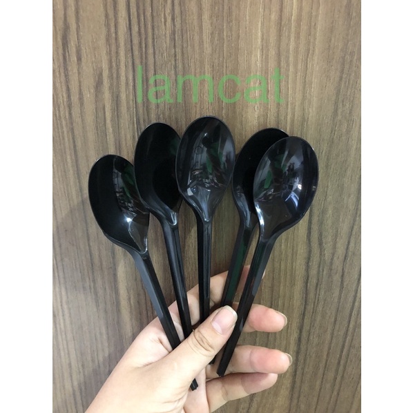 50 Cái Muỗng Nhựa Màu Đen/ Xanh Thuận Lợi Dùng 1 Lần