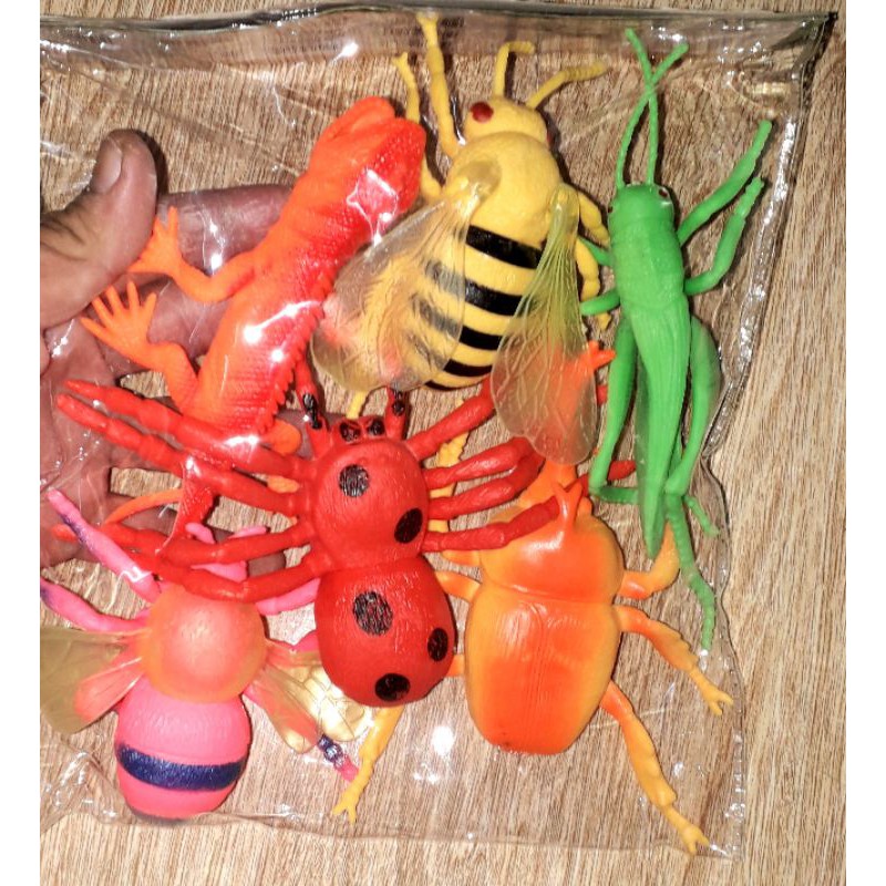 Sét 6 mô hình côn trùng bằng nhựa cứng rất đẹp