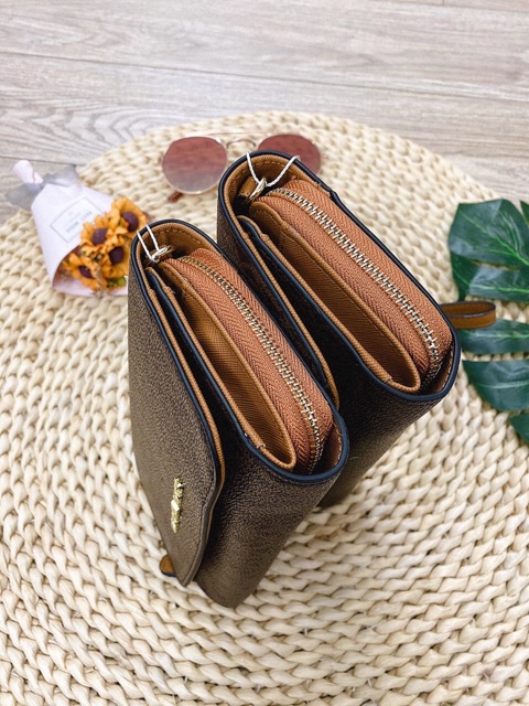 TÚI CLUTCH MICHAEL KORS MINI NẮP GẬP