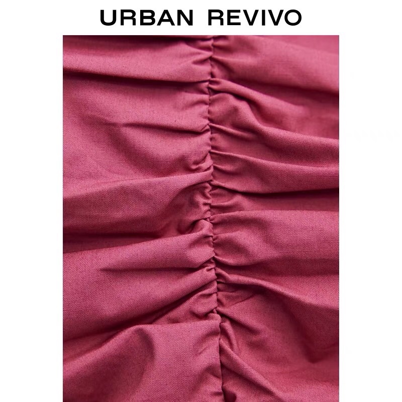 Đầm hồng Urban Revivo